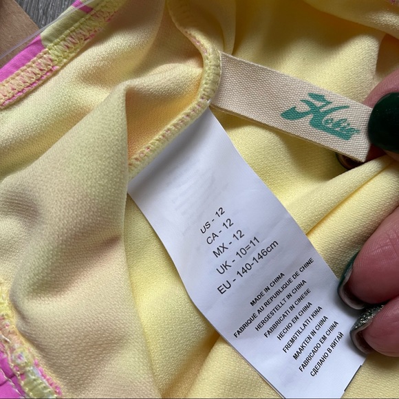 Vintage Hawaiian Flower Print One Piece Swimsuit - Picture 6 of 8